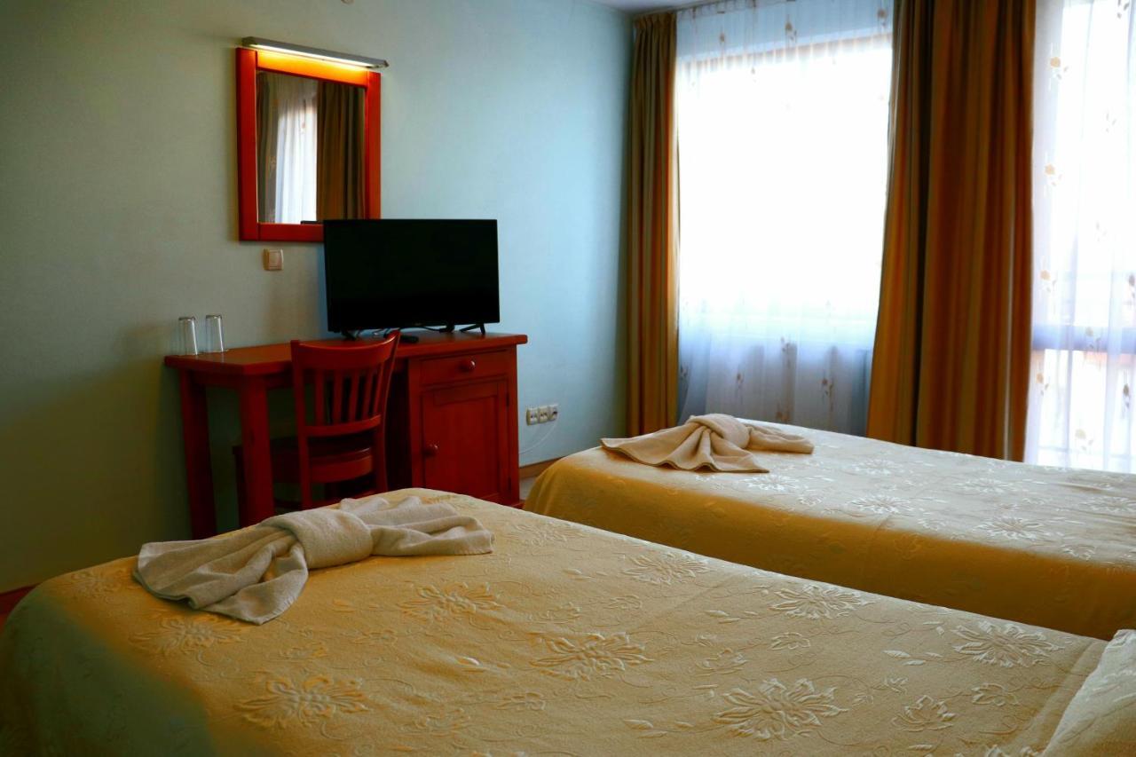 Family Hotel Nadine Бансько Екстер'єр фото