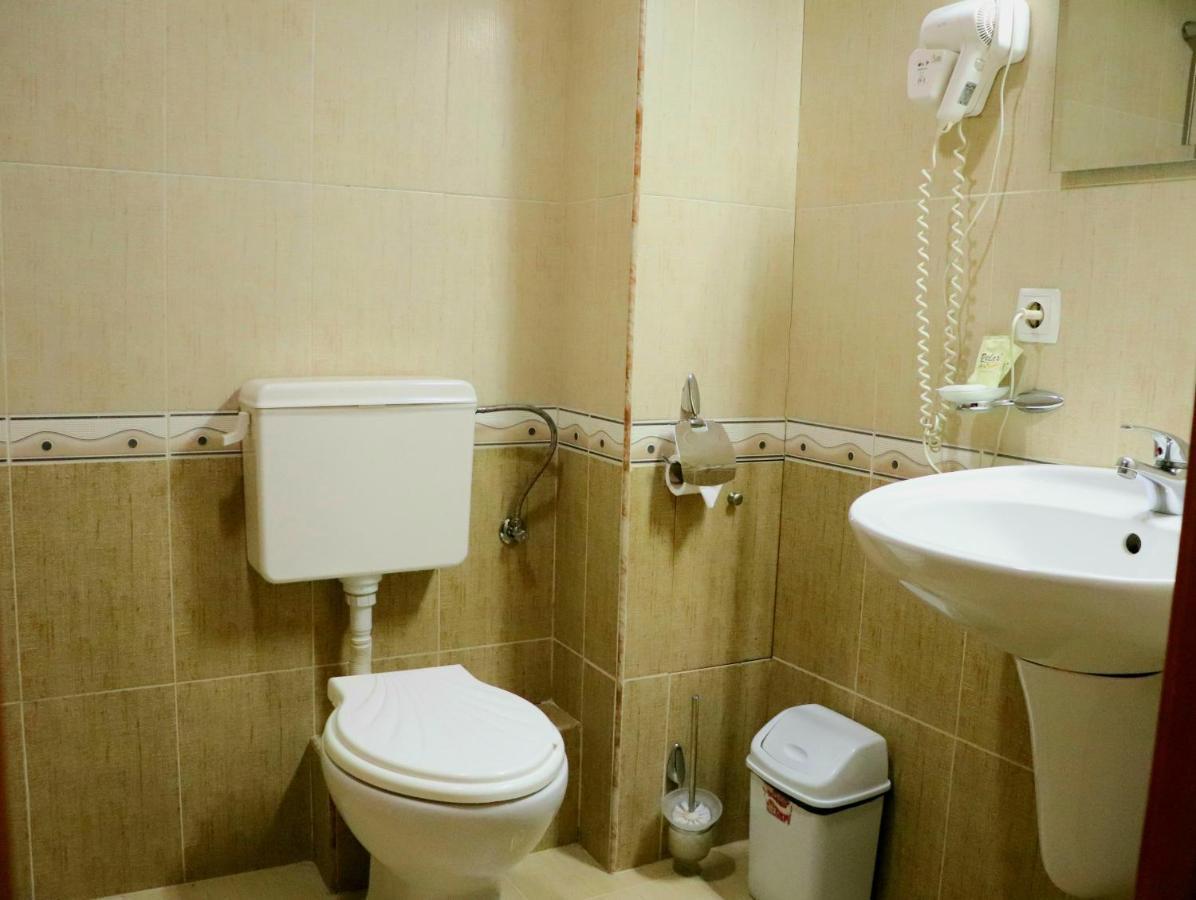 Family Hotel Nadine Бансько Екстер'єр фото
